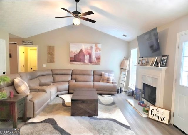 137 Meadow View Drive, Jackson, GA 30233
