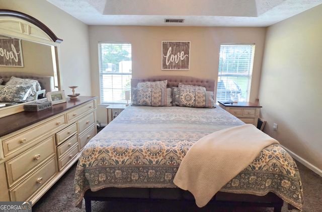 137 Meadow View Drive, Jackson, GA 30233