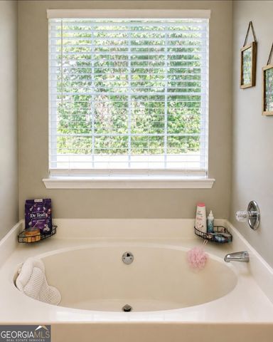 137 Meadow View Drive, Jackson, GA 30233