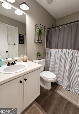 137 Meadow View Drive, Jackson, GA 30233