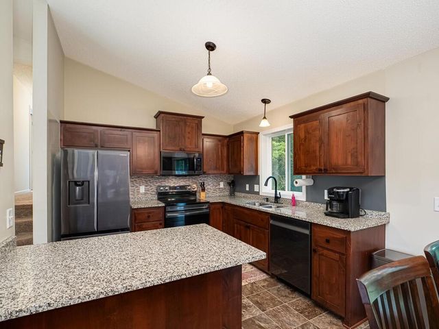 11834 35th Avenue SE, Becker, MN 55308