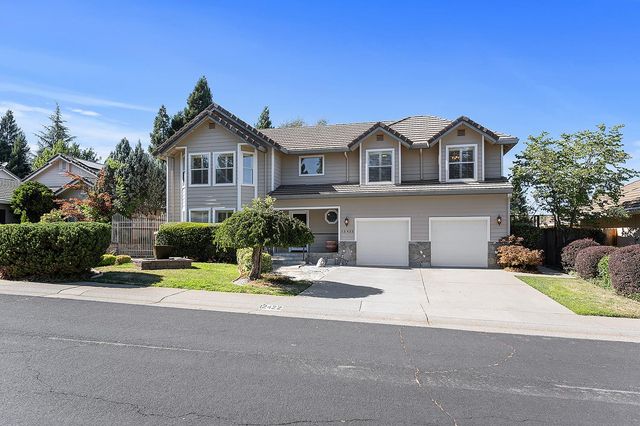 12422 Jeremiah Dr, Auburn, CA 95603