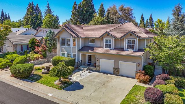 12422 Jeremiah Dr, Auburn, CA 95603