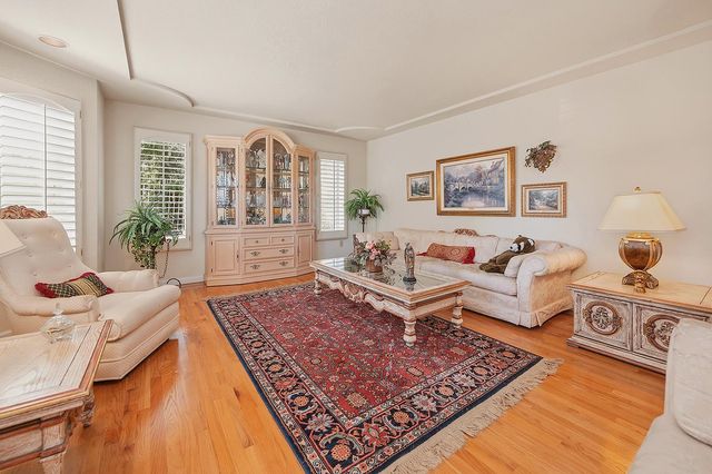 12422 Jeremiah Dr, Auburn, CA 95603