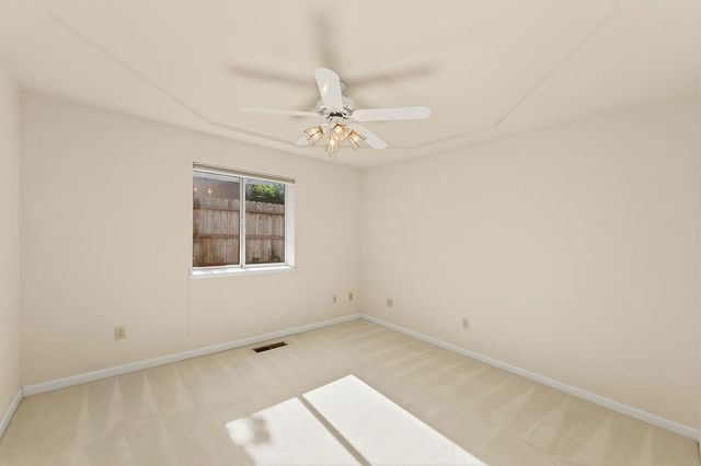 12422 Jeremiah Dr, Auburn, CA 95603