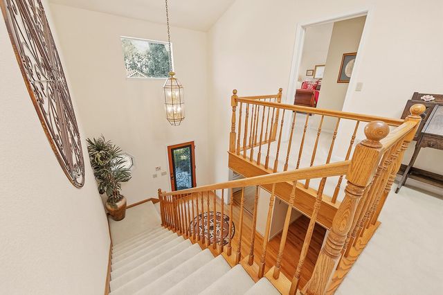 12422 Jeremiah Dr, Auburn, CA 95603