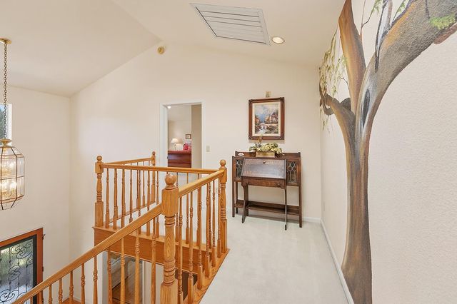 12422 Jeremiah Dr, Auburn, CA 95603