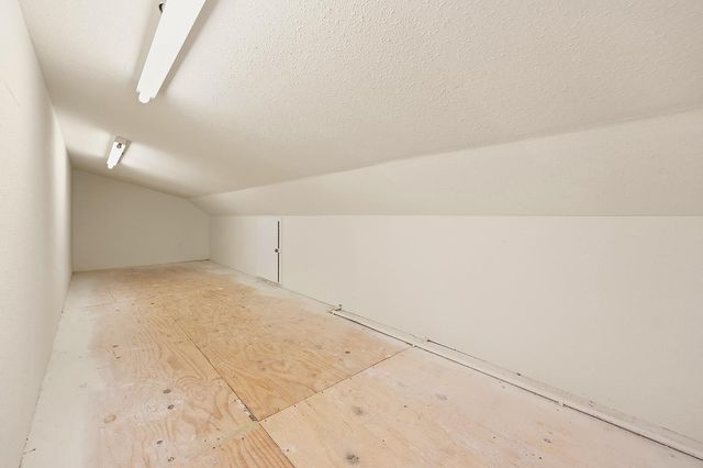 12422 Jeremiah Dr, Auburn, CA 95603