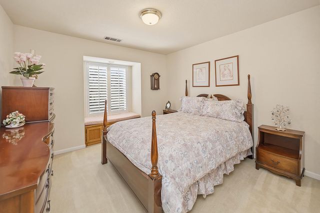 12422 Jeremiah Dr, Auburn, CA 95603