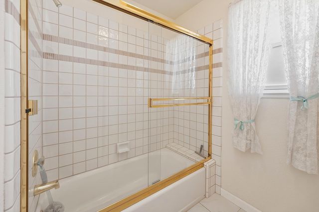 12422 Jeremiah Dr, Auburn, CA 95603