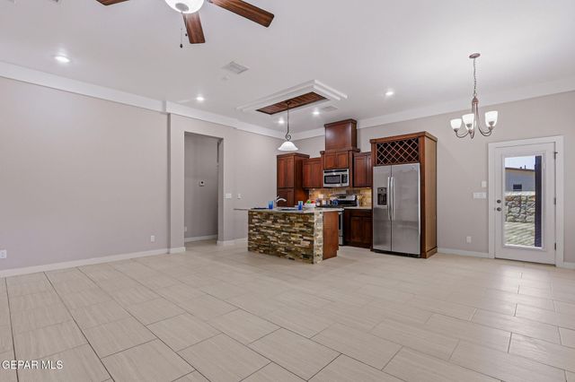 3877 Loma Dante Drive, El Paso, TX 79938