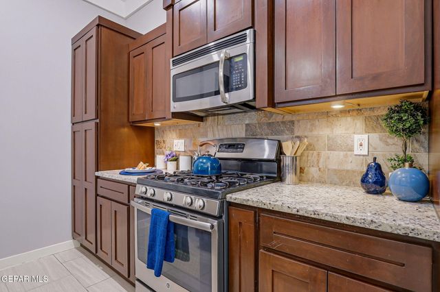 3877 Loma Dante Drive, El Paso, TX 79938