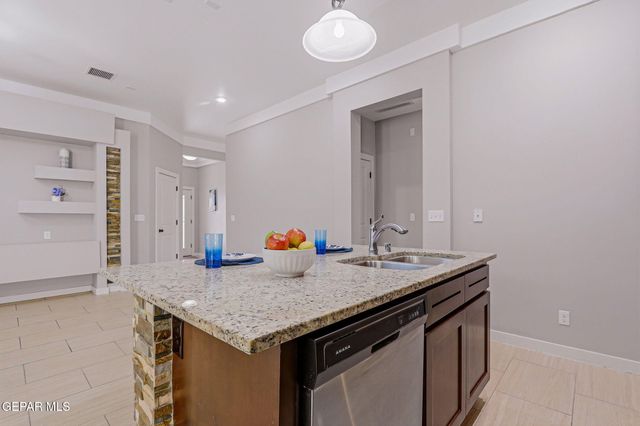 3877 Loma Dante Drive, El Paso, TX 79938