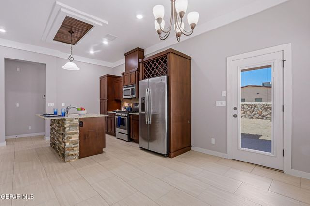 3877 Loma Dante Drive, El Paso, TX 79938