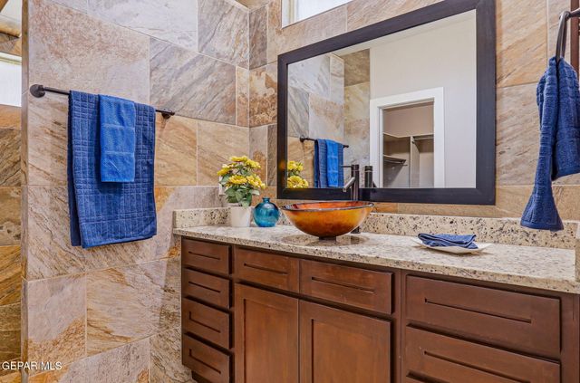 3877 Loma Dante Drive, El Paso, TX 79938