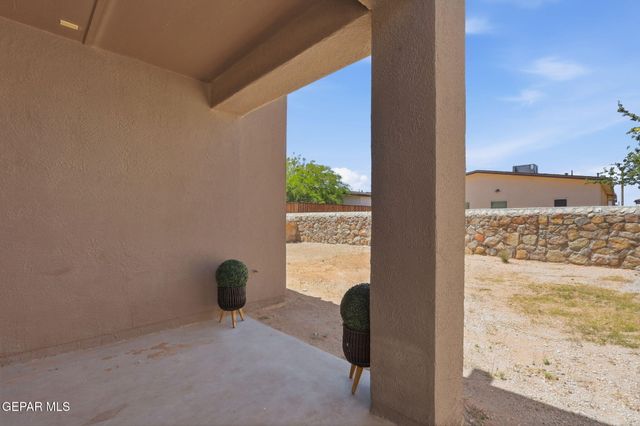 3877 Loma Dante Drive, El Paso, TX 79938