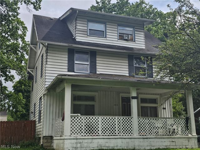 1613 Canfield Road, Youngstown, OH 44511
