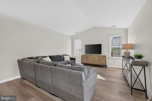 7 TENBY LN, Marlton, NJ 08053