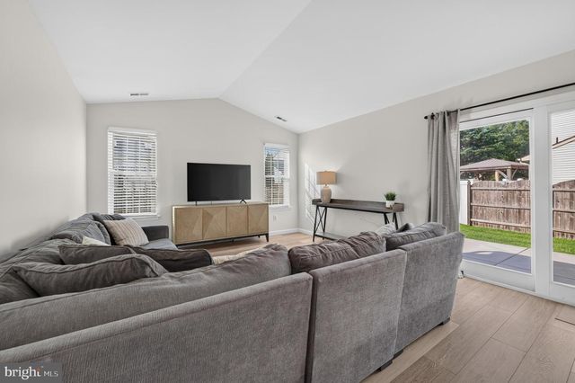 7 TENBY LN, Marlton, NJ 08053