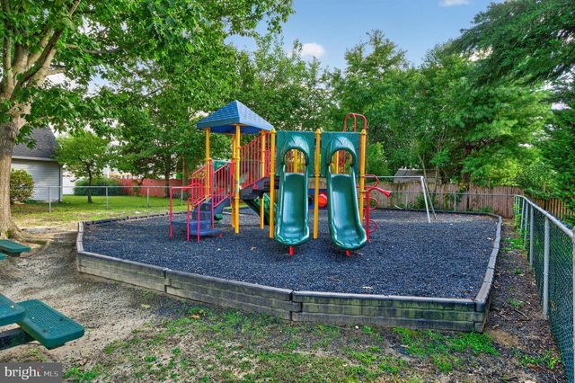 7 TENBY LN, Marlton, NJ 08053
