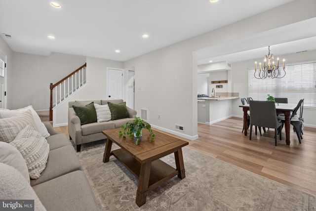 7 TENBY LN, Marlton, NJ 08053