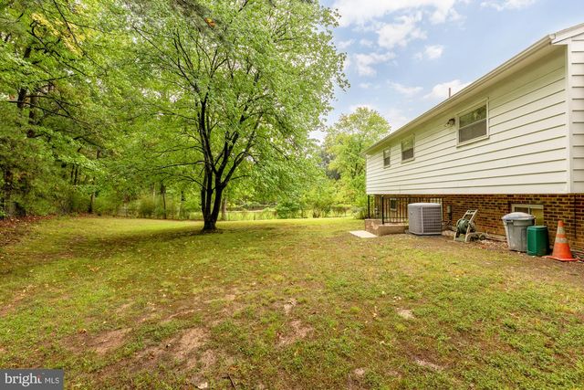 8513 CARROLLTON PKWY, Hyattsville, MD 20784