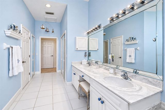 3444 SUNSET KEY CIRCLE 102, Punta Gorda, FL 33955