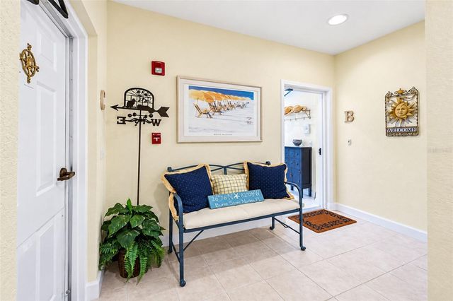 3444 SUNSET KEY CIRCLE 102, Punta Gorda, FL 33955