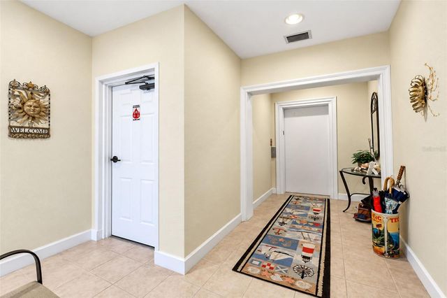 3444 SUNSET KEY CIRCLE 102, Punta Gorda, FL 33955