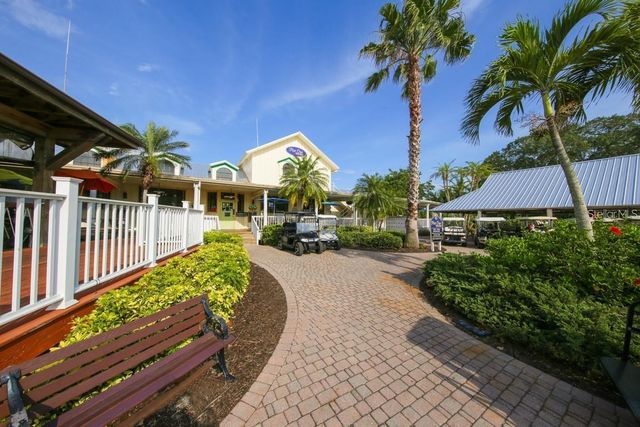 3444 SUNSET KEY CIRCLE 102, Punta Gorda, FL 33955
