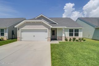 120 Pointe Breeze Way, Biloxi, MS 39531