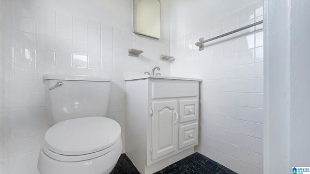 3950 SKYLAND BOULEVARD E, Tuscaloosa, AL 35405