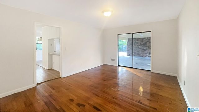 3950 SKYLAND BOULEVARD E, Tuscaloosa, AL 35405
