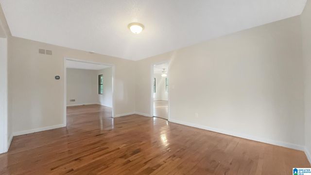 3950 SKYLAND BOULEVARD E, Tuscaloosa, AL 35405