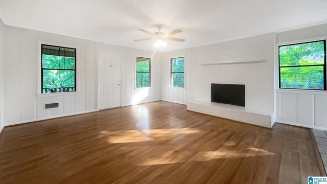 3950 SKYLAND BOULEVARD E, Tuscaloosa, AL 35405