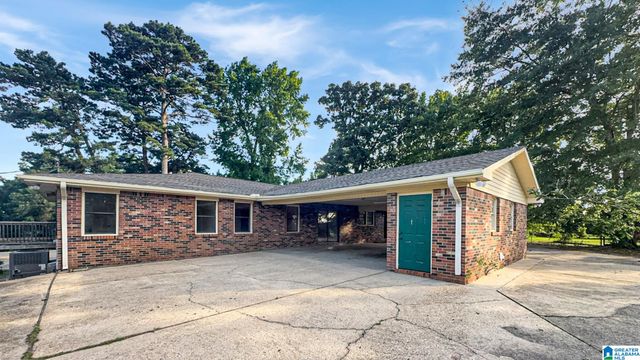 3950 SKYLAND BOULEVARD E, Tuscaloosa, AL 35405