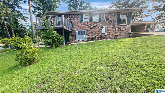 3950 SKYLAND BOULEVARD E, Tuscaloosa, AL 35405