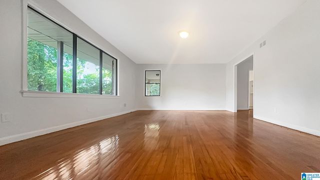3950 SKYLAND BOULEVARD E, Tuscaloosa, AL 35405