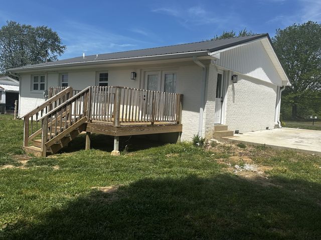 307 Randall St, Lawrenceburg, TN 38464