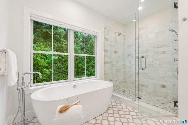89 Indian Field Road, Greenwich, CT 06830