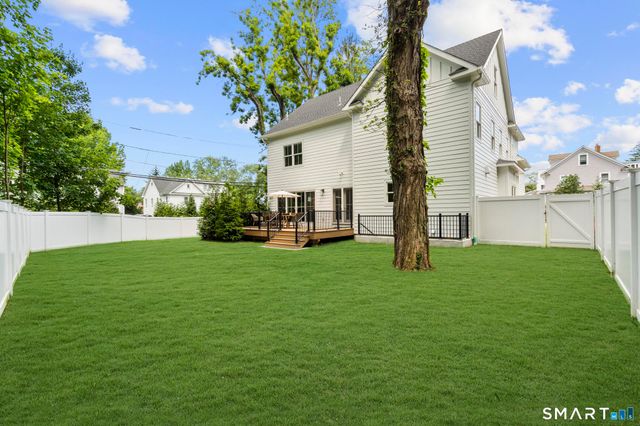 89 Indian Field Road, Greenwich, CT 06830