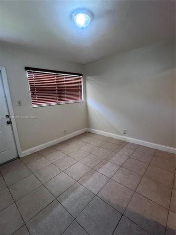 109 NW 14th Way 1-4, Dania Beach, FL 33004