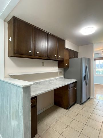 3018 Roberts Drive 3, Woodridge, IL 60517