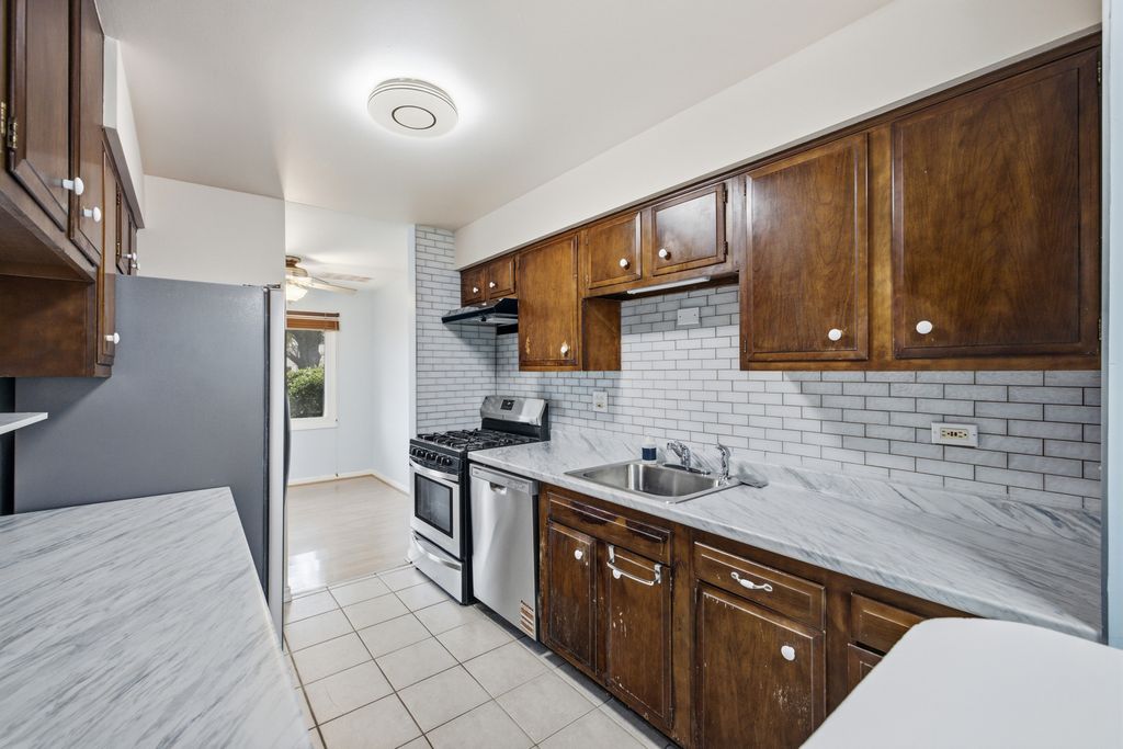 3018 Roberts Drive 3, Woodridge, IL 60517 — photo 5