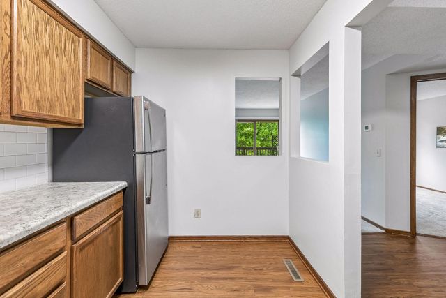 4165 Hilltop Point 102, Eagan, MN 55123