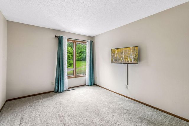 4165 Hilltop Point 102, Eagan, MN 55123