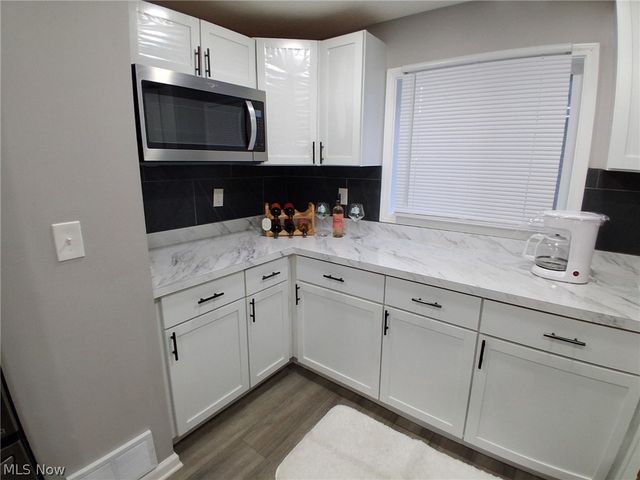 718 Easter Avenue, Akron, OH 44307