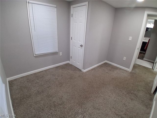 718 Easter Avenue, Akron, OH 44307