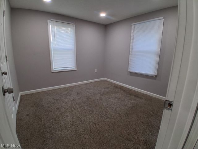 718 Easter Avenue, Akron, OH 44307