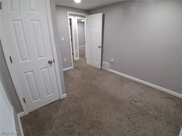 718 Easter Avenue, Akron, OH 44307